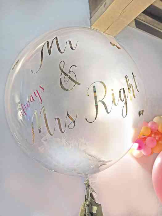 Wunderschöner ganz klarer Bubbleballon Mr & Mrs Right