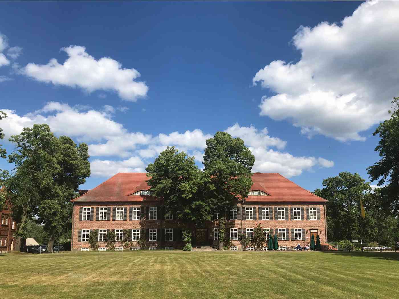 Heiraten im Gutshaus Ludorf – der Barocksaal als Trauzimmer