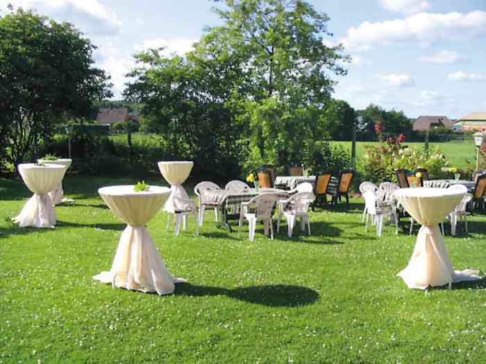 Garten der Hochzeitslocation Dibberns Landgasthof, Pinneberg