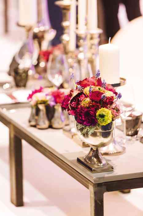 Vintage, Boho, klassisch oder puristisch  die Möglichkeiten der floralen Dekoration sind unendlich. Je nach persönlichem Wunsch und Stil gestalten die Hochzeitsfloristen einzigartige Arrangements, die den Hochzeitstag zum blühenden Event machen.