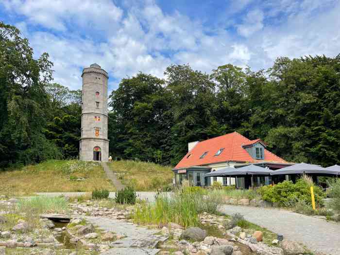 Der Elisabethturm auf dem Bungsberg. Trauort Standesamt Ostholstein-Mitte.