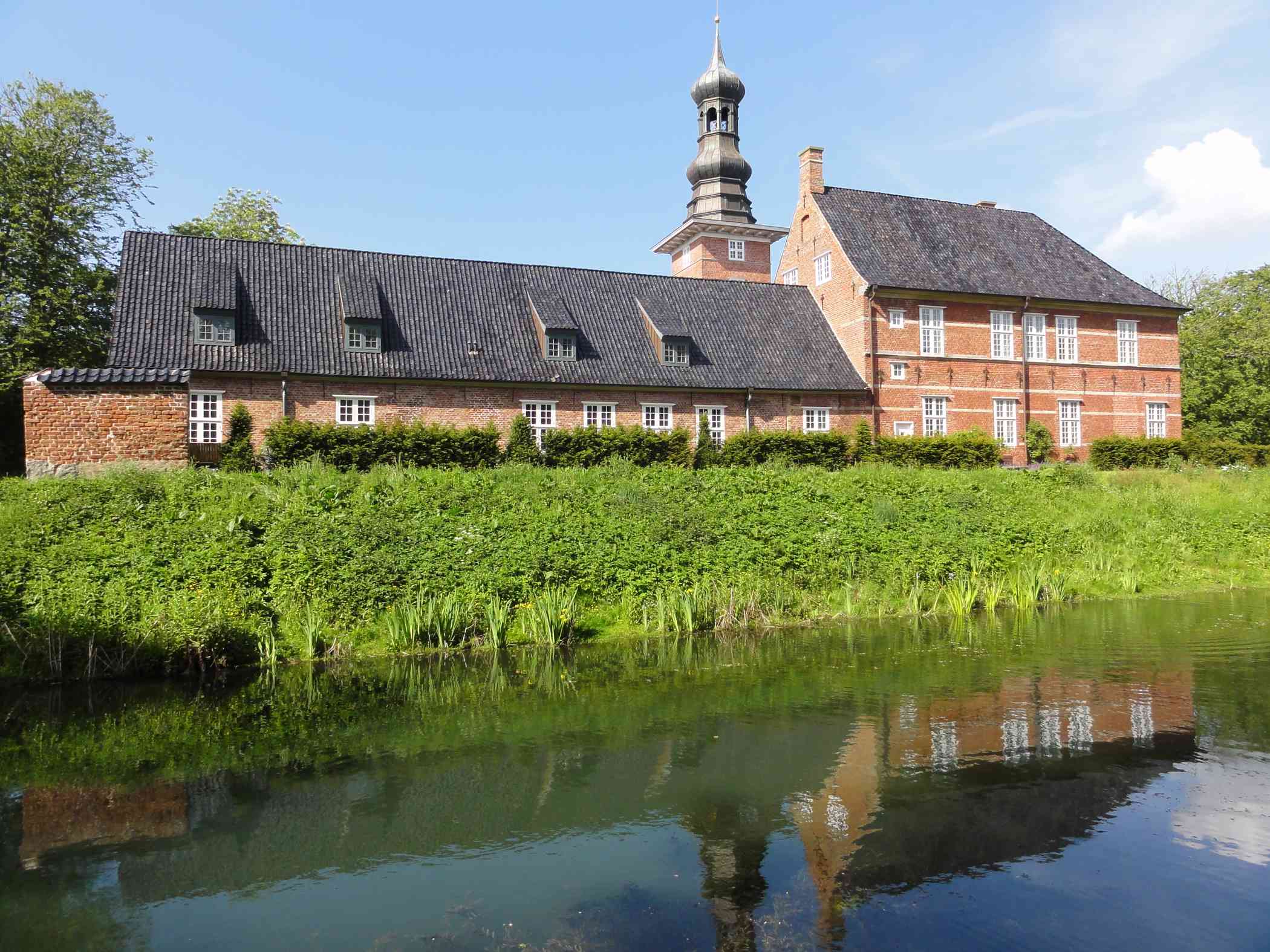 Standesamt Hushum Außentraustelle Schloß vor Husum