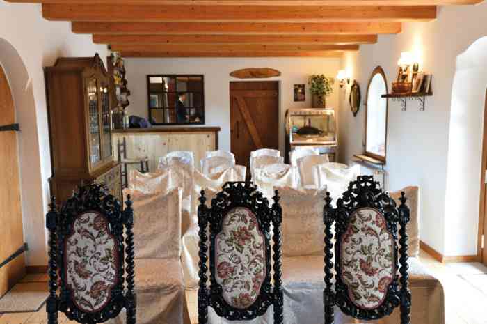 Das Trauzimmer in der historischen Horster Mühle. Hier werden Hochzeitspaare vom Standesamt Garbsen getraut.