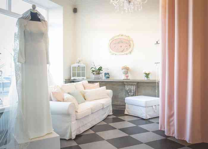 Seit Anfang 2018 ist Engelsbraut der Geheimtipp, wenn es um ausgefallene Brautmode und ein erstklassiges Beratungserlebnis geht. Engelsbraut Brautmode Showroom