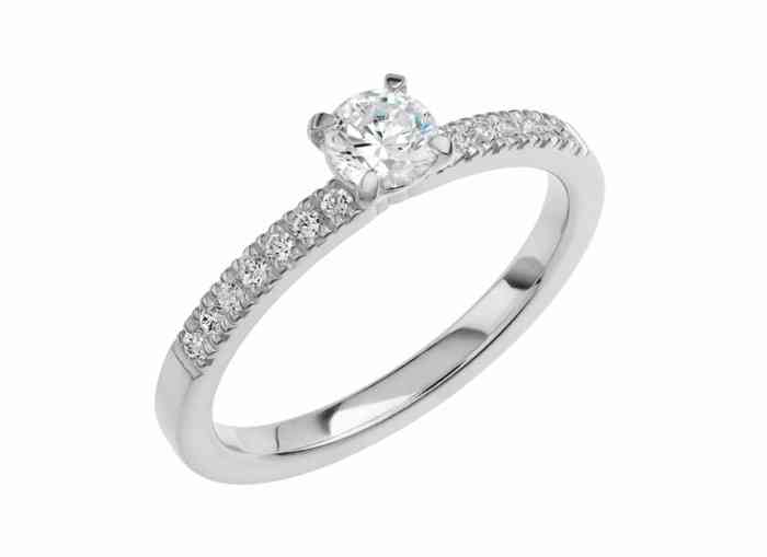 Wunderschöne Trauringe bekommen Hochzeitspaare bei Yes Trauringe in Glinde. Wunderschöne Trauringe bekommen Hochzeitspaare bei Yes Trauringe in Glinde.